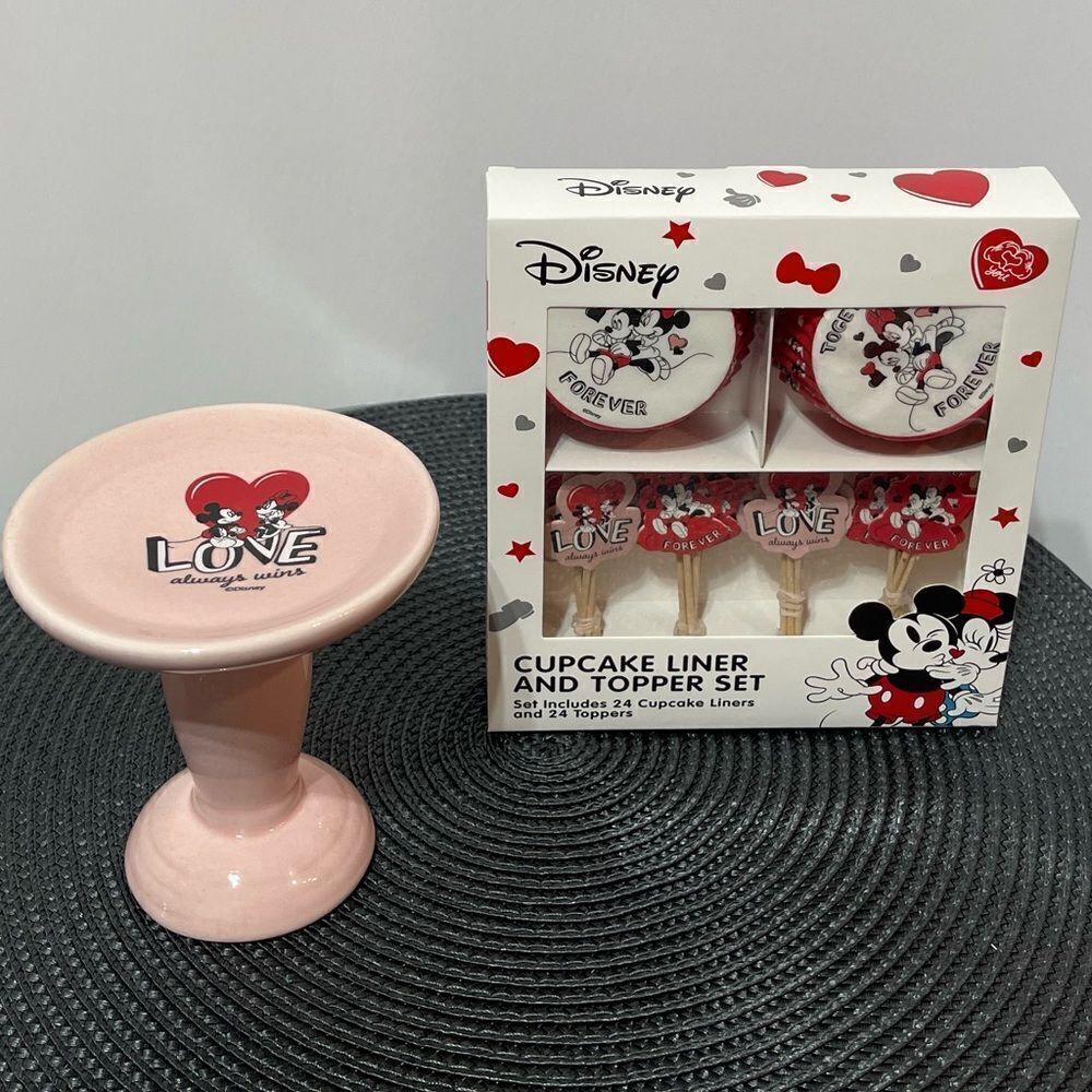 Disney Mickey & Minnie Cupcake Liners & Toppers set of 48 and Cupcake stand NWT